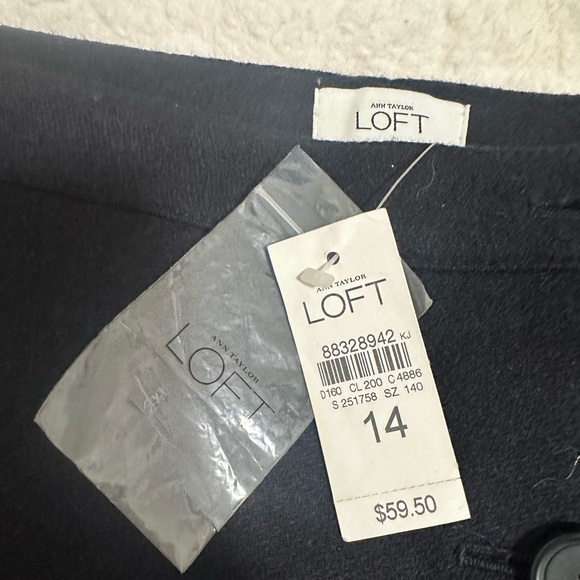NWT Ann Taylor Loft Wool Button Skirt Navy Size 14 Womens - Picture 2 of 8